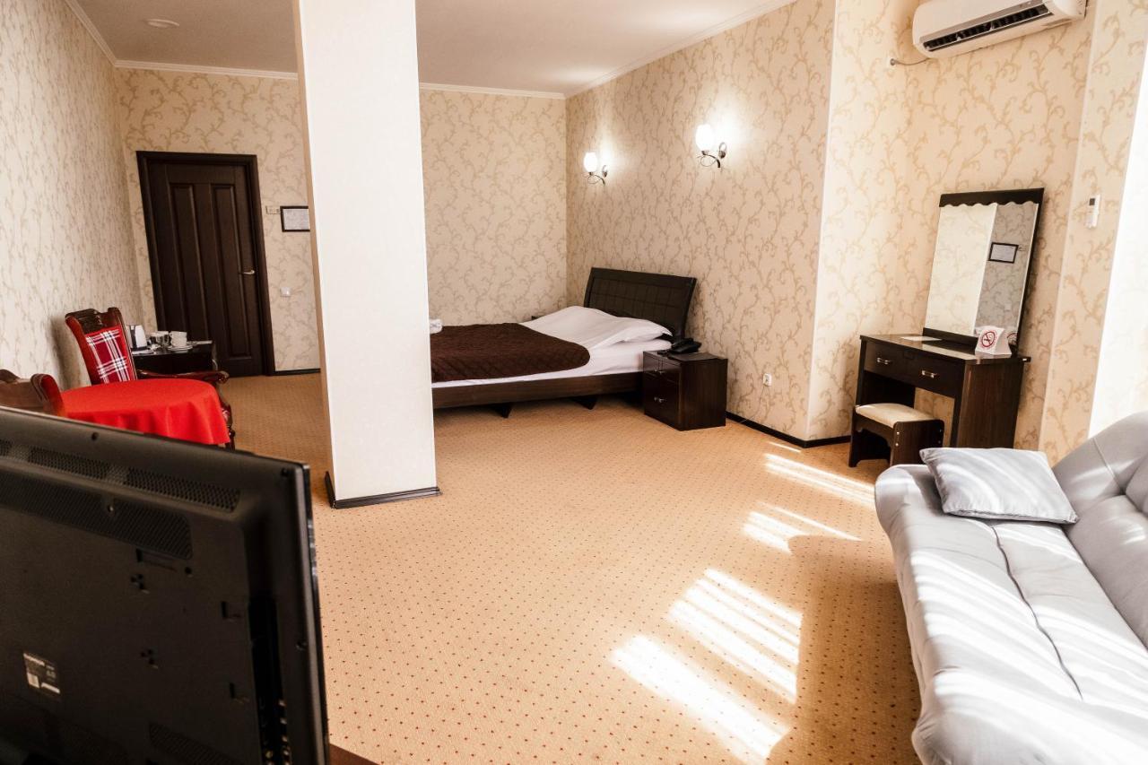 Golden Palace Aktau  Exterior photo